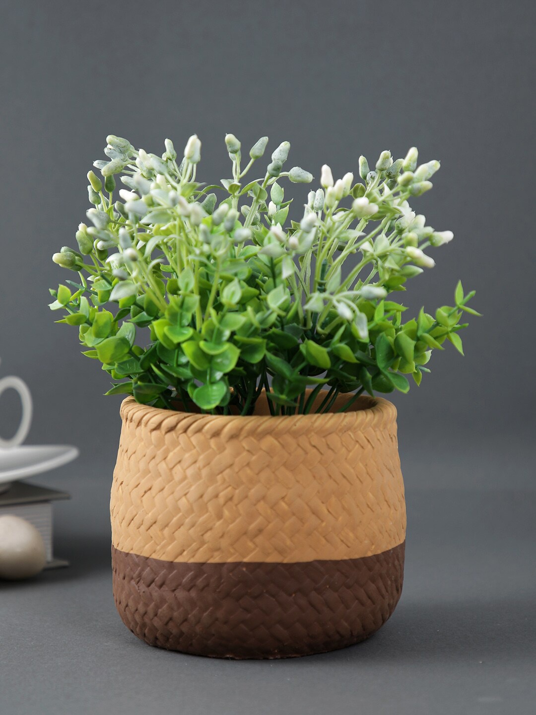

TAYHAA Brown Textured Ceramic Planter