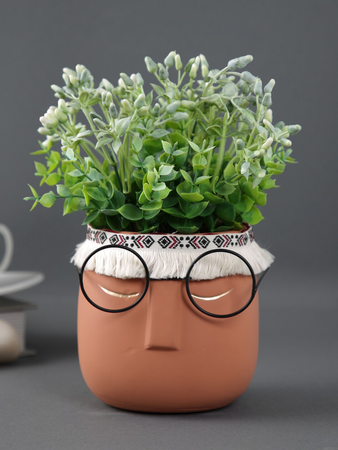 

TAYHAA Rust-Brown & White Human Face With Specs Ceramic Planter