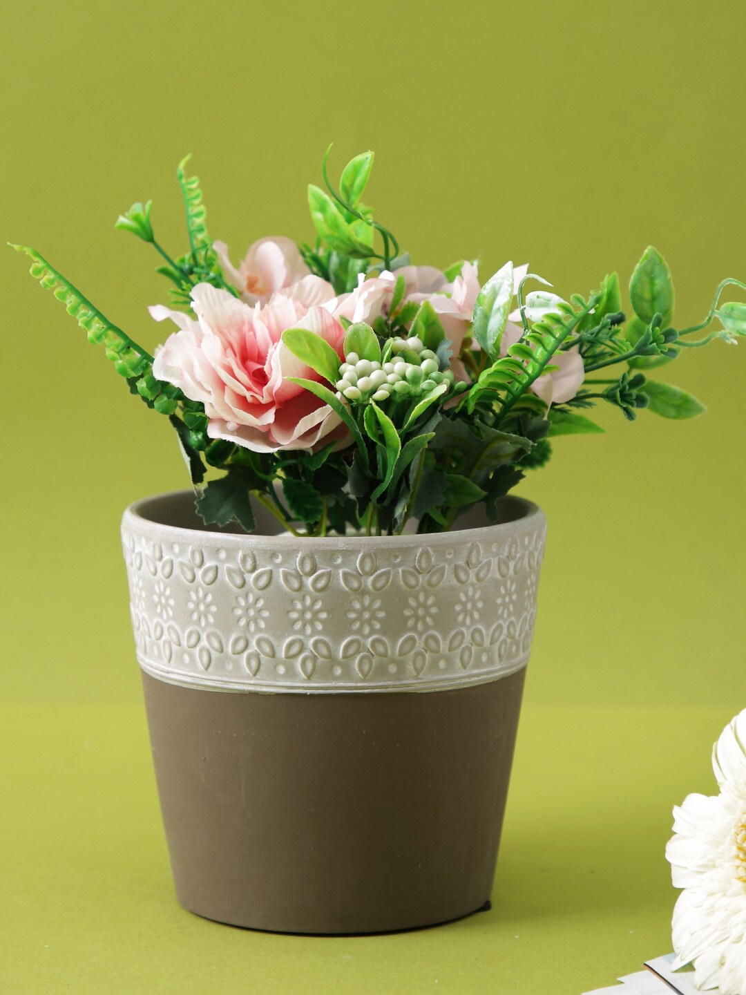 

TAYHAA Grey & Brown Floral Textured Ceramic Planter