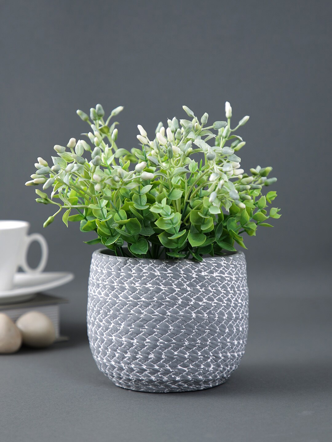 

TAYHAA Grey & White Textured Ceramic Planter