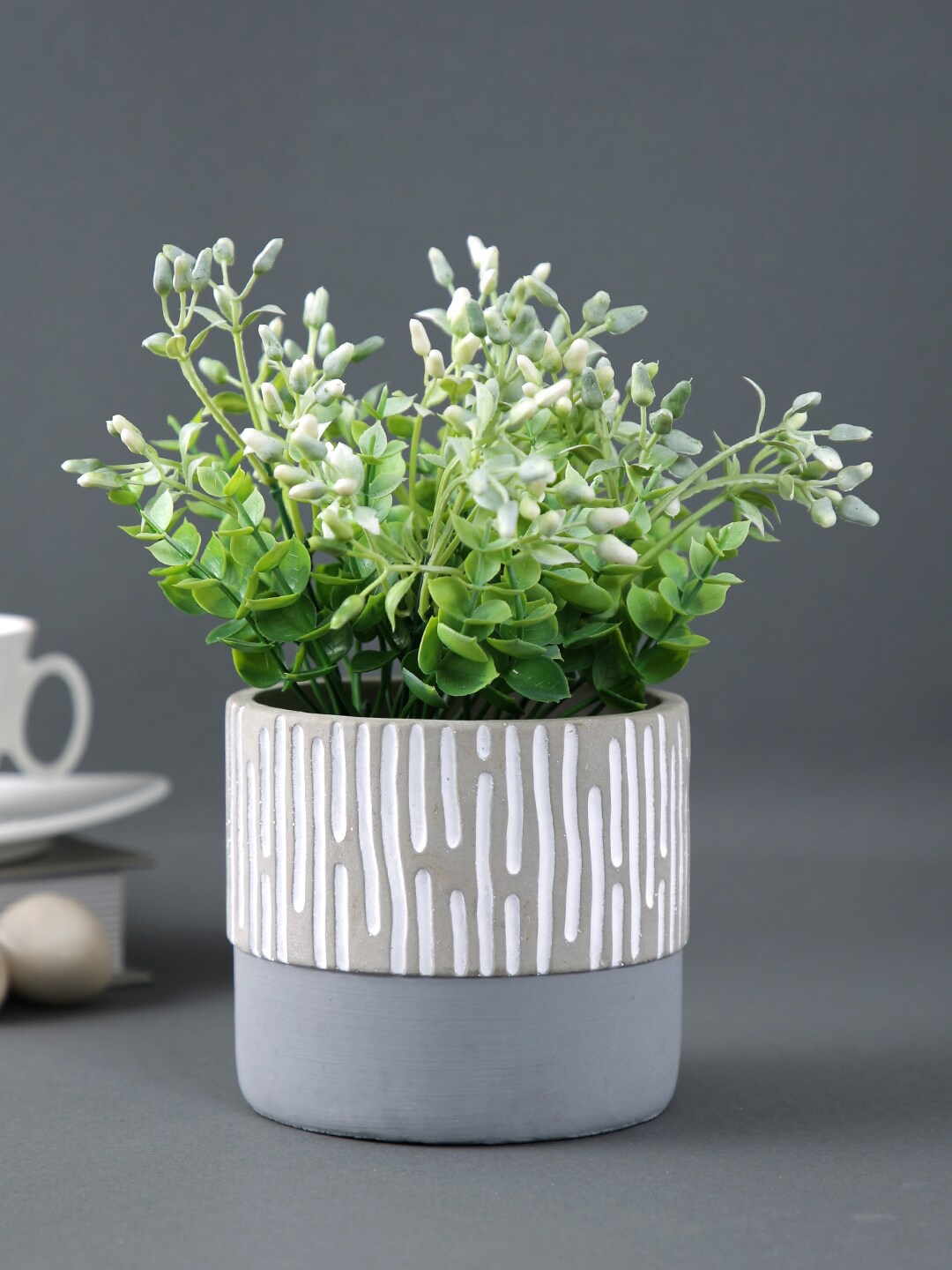 

TAYHAA Grey & White Stripe Pattern Ceramic Planter
