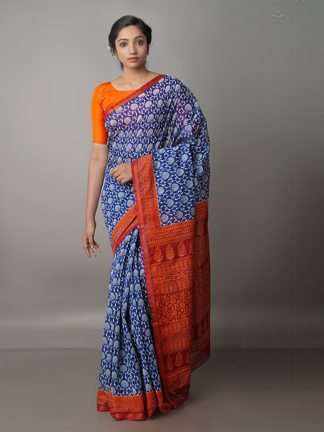 

Unnati Silks Floral Printed Silk Cotton Chanderi Saree, Navy blue