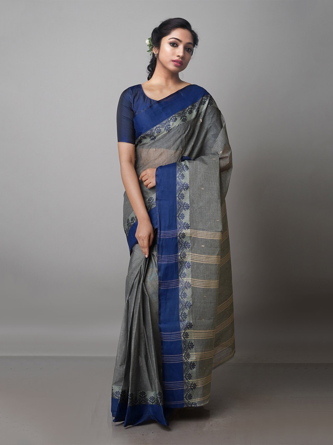 

Unnati Silks Pure Cotton Handloom Saree, Grey