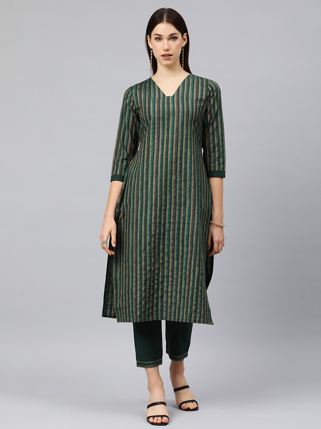 

HRITIKA Striped Regular Kurta with Trousers, Green
