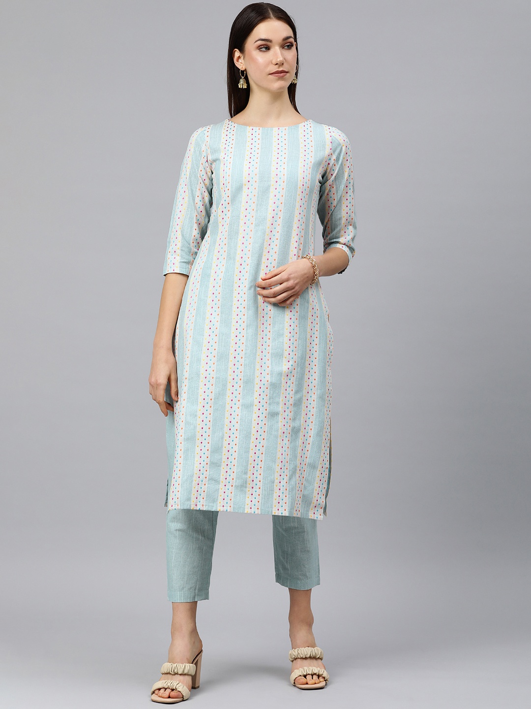 

HRITIKA Geometric Print Kurta With Trousers, Blue