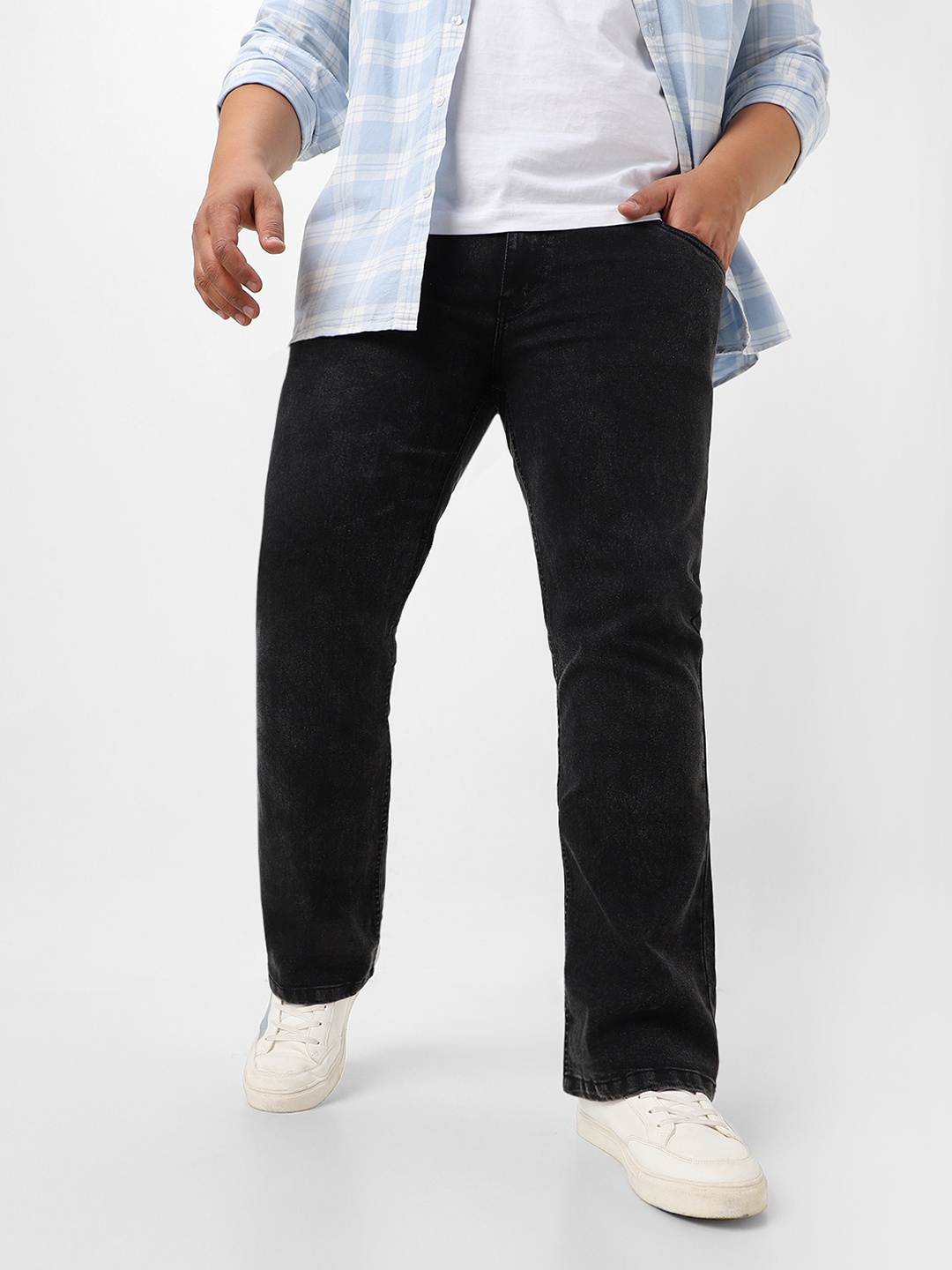 

Urbano Plus Men Mid-Rise Bootcut Stretchable Jeans, Black