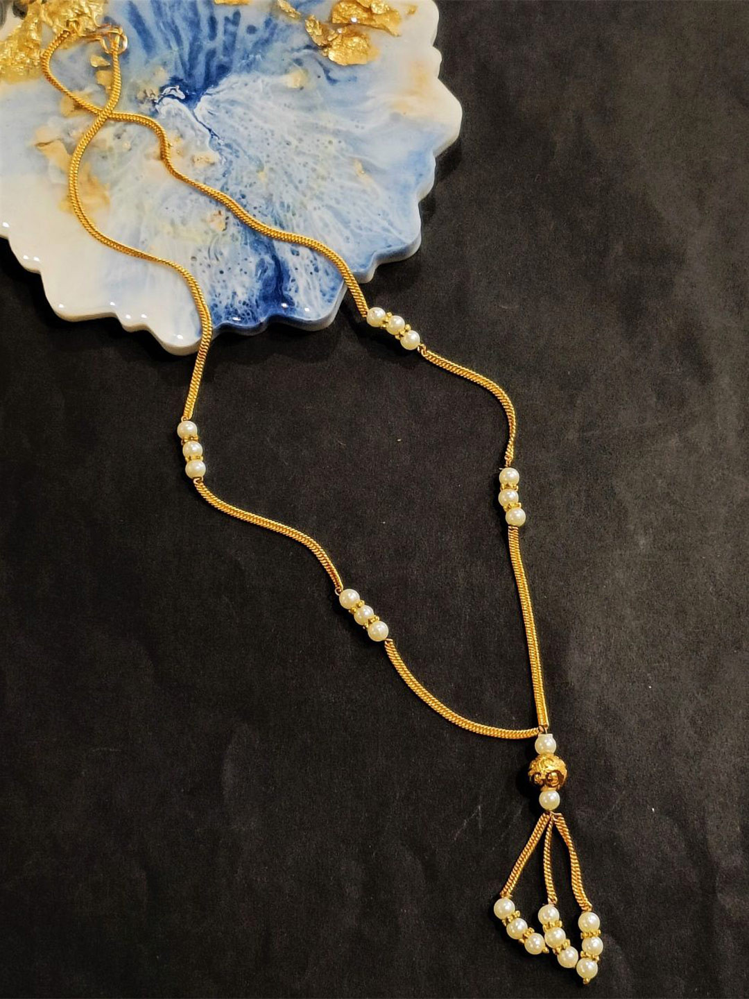 

FEMMIBELLA Gold Plated Fancy Pearl Ball Chain