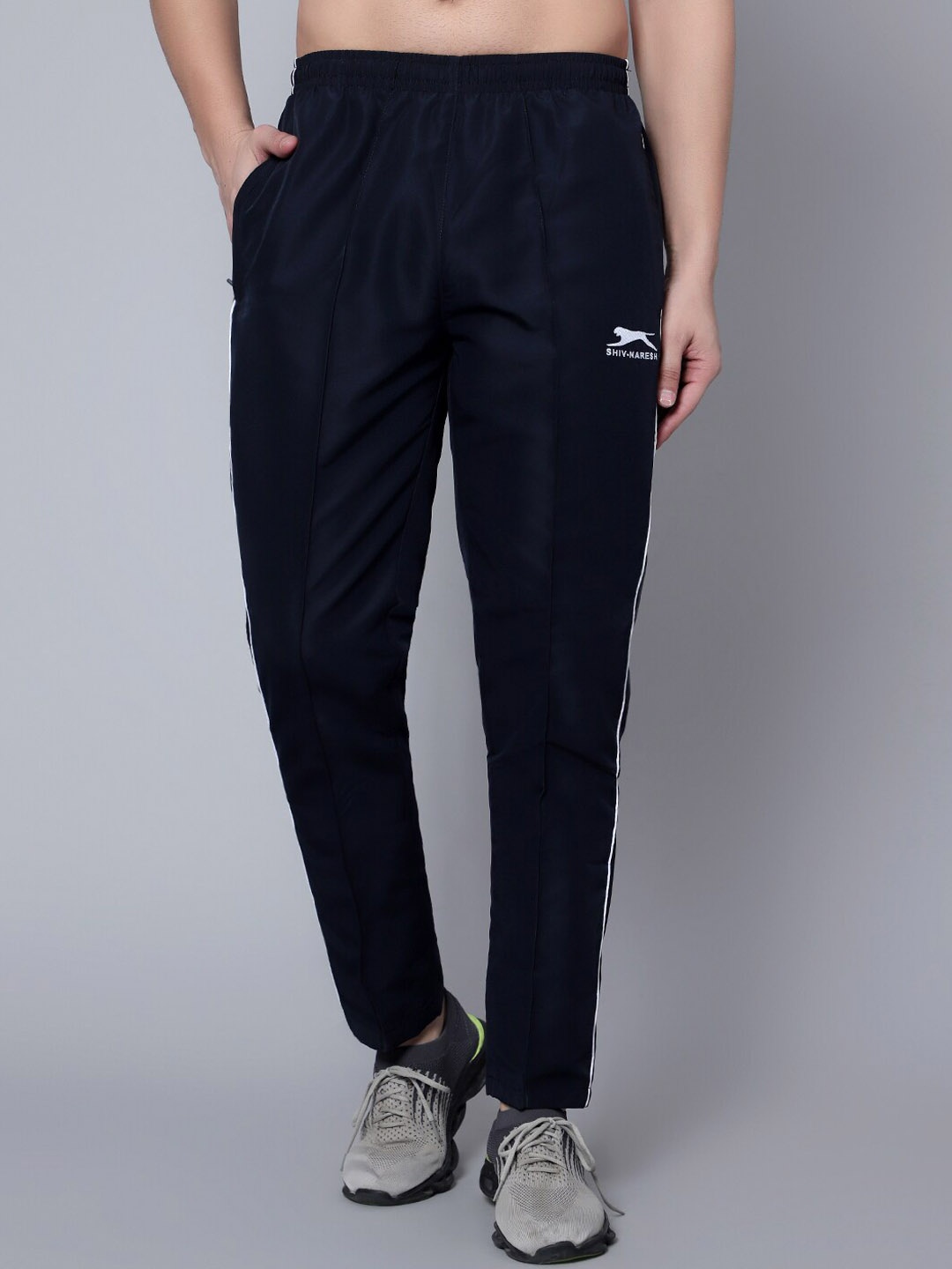 

Shiv Naresh Men Regular Fit Dry Fit Track Pants, Navy blue