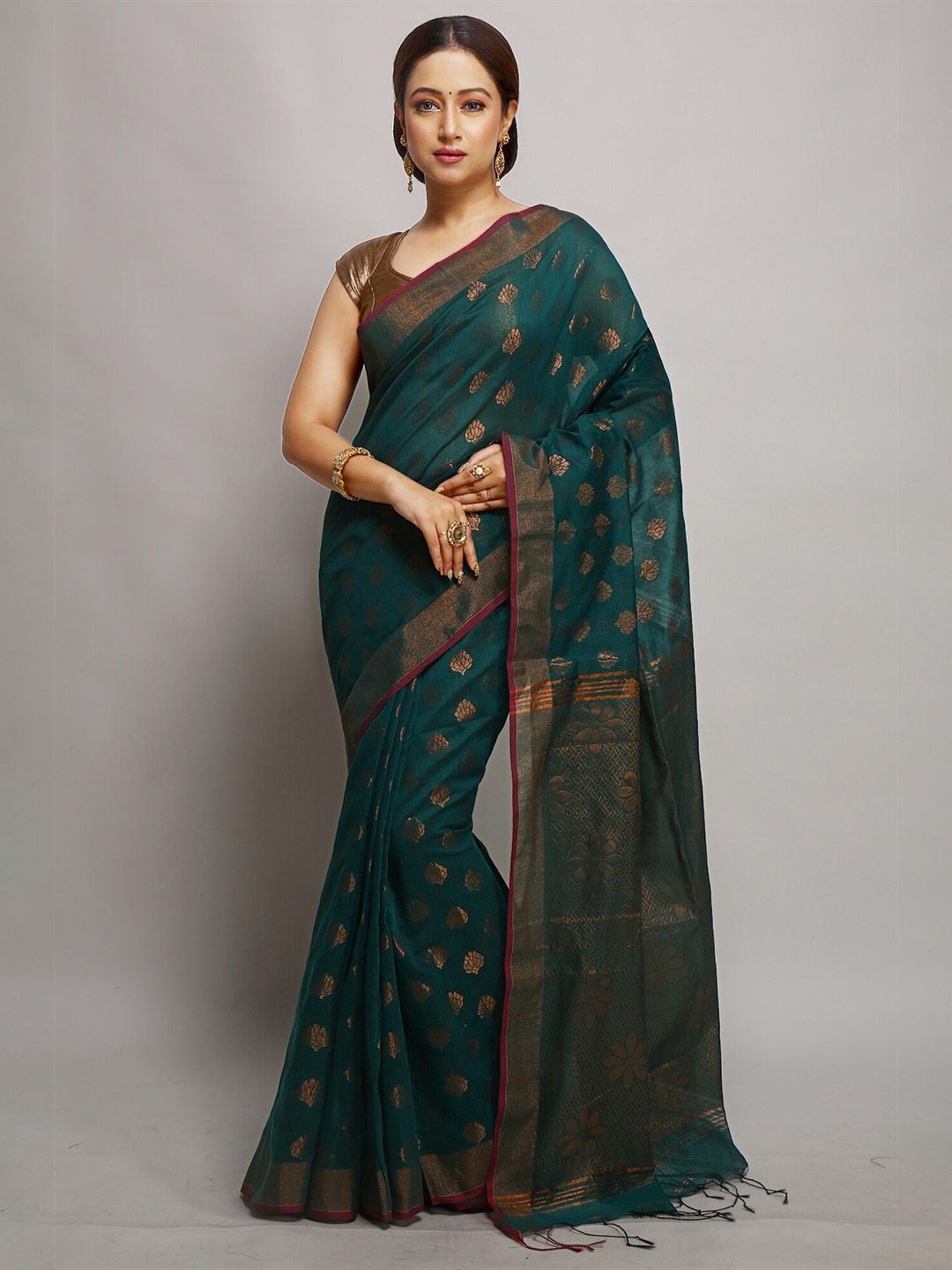 

WoodenTant Floral Woven Design Zari Silk Cotton Banarasi Saree, Teal