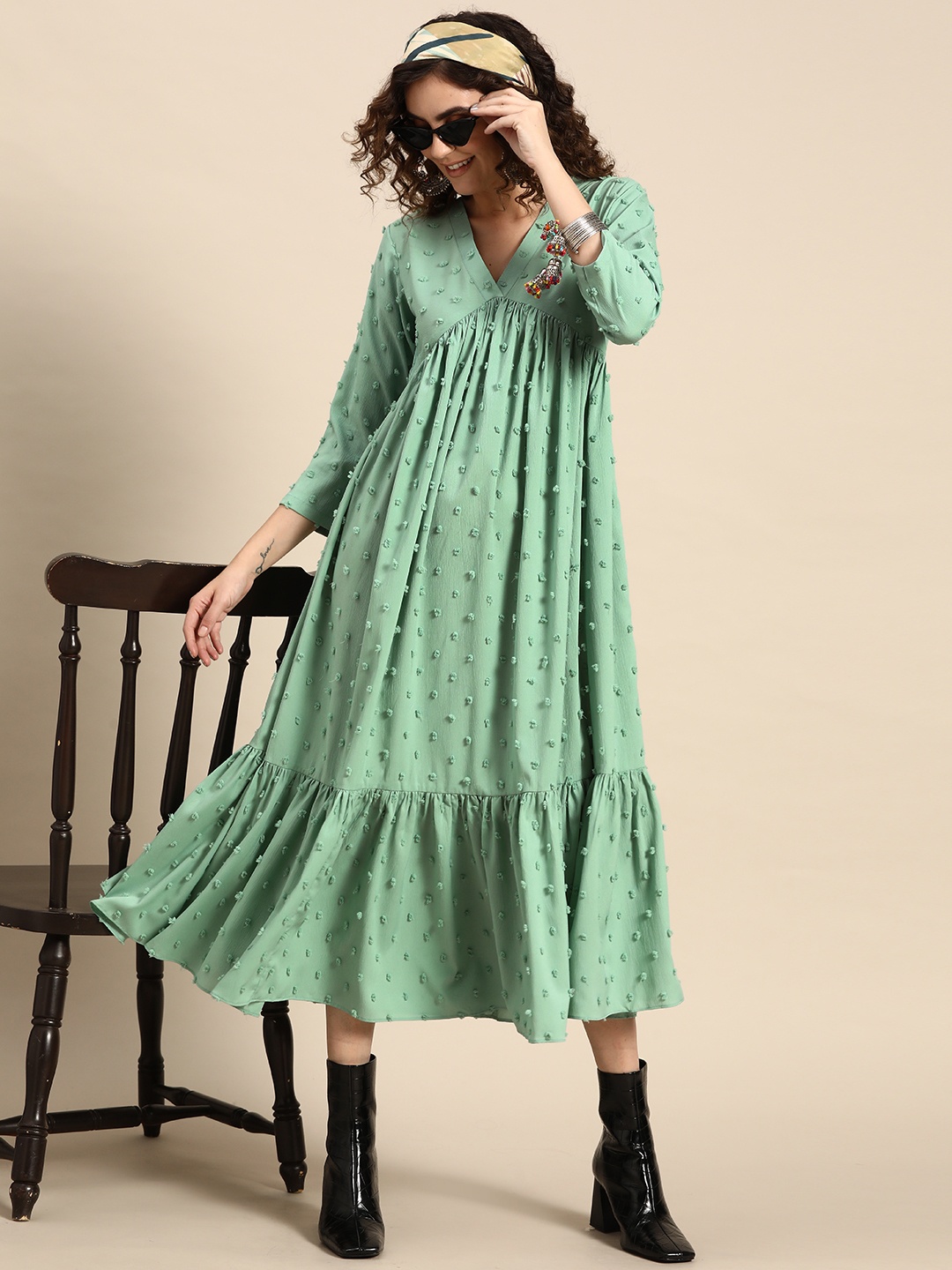 

Sangria Women Fit and Flared Tiered Dobby Midi Dress, Sea green
