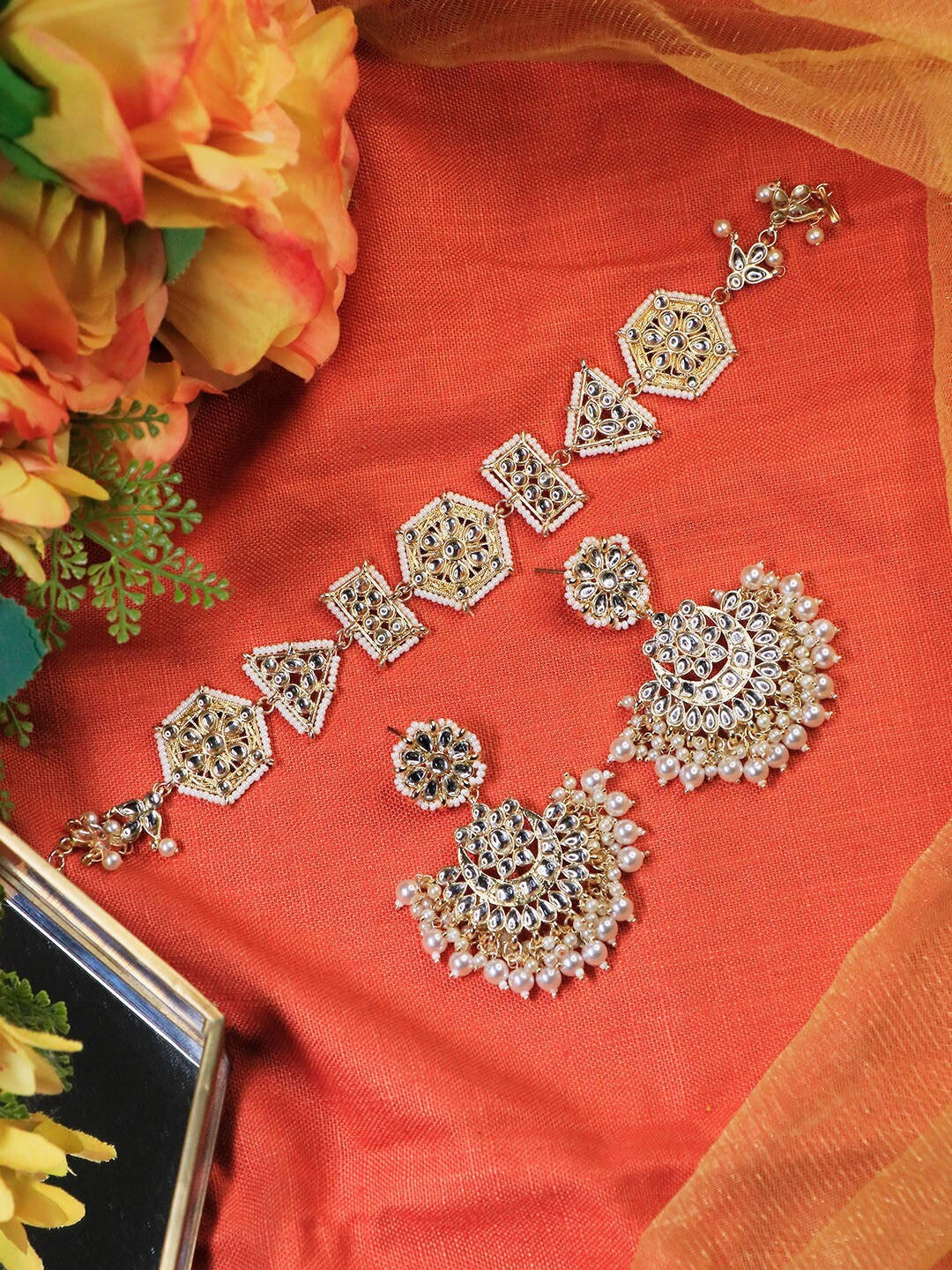 

Ishhaara Brass-Plated Chandbalis Earrings With Head Band, Gold