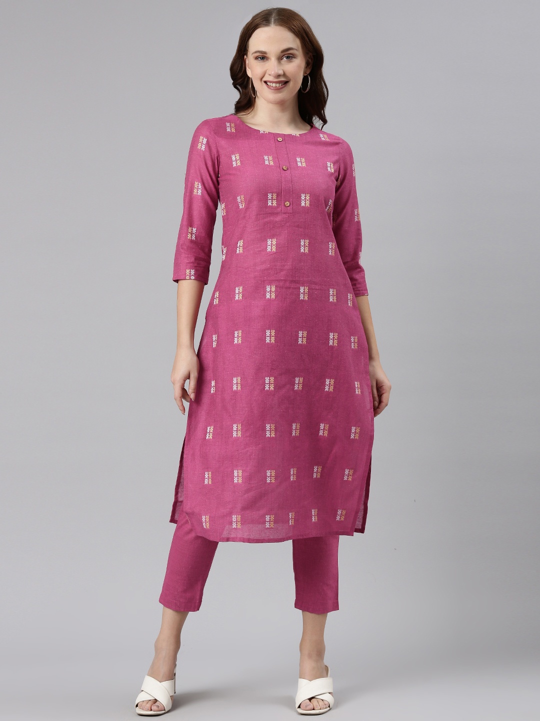 

KALINI Geometric Woven Design Kurta With Trousers, Magenta