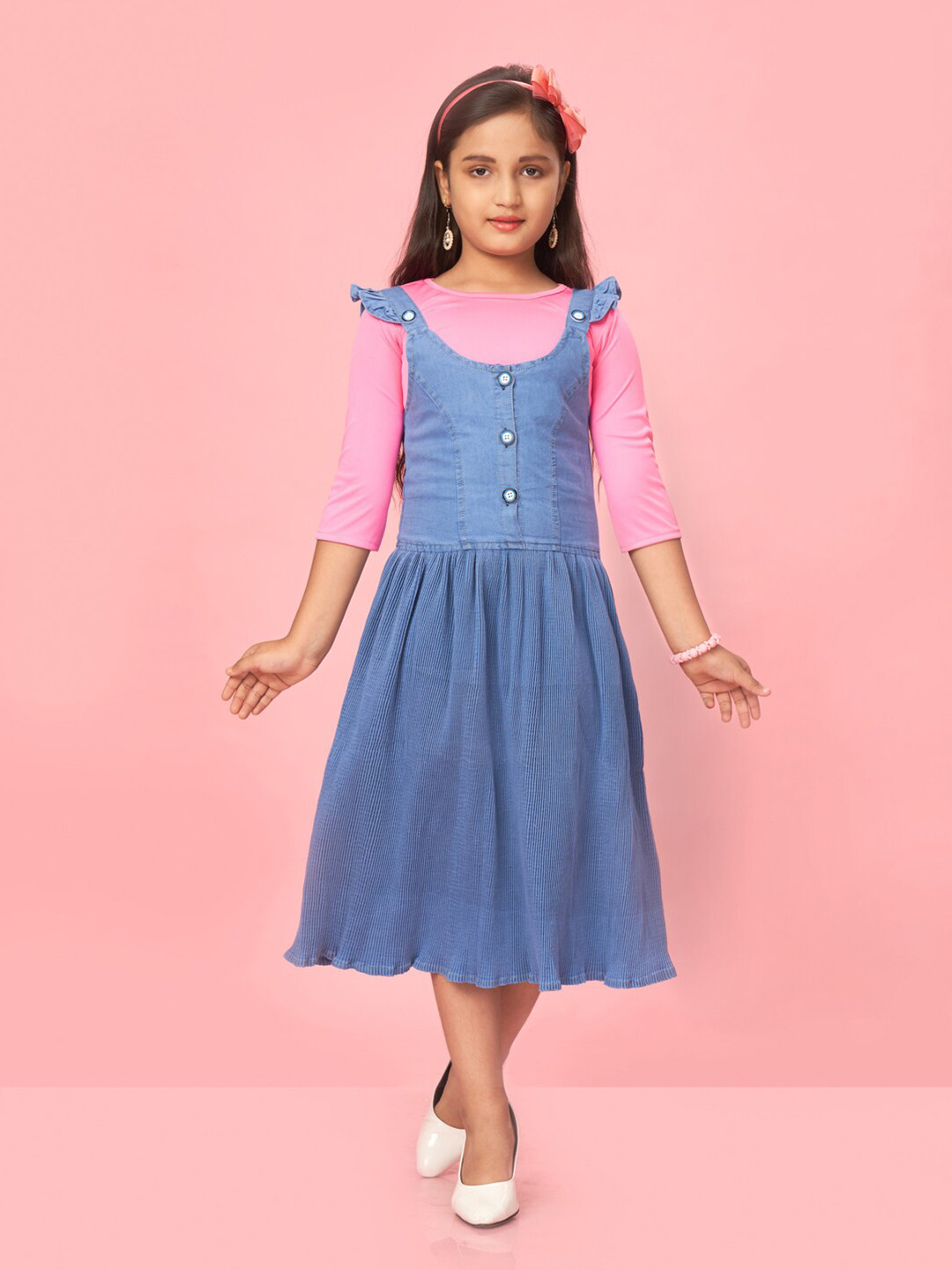 

Aarika Girls Solid Pinafore Dress With T-Shirt, Blue