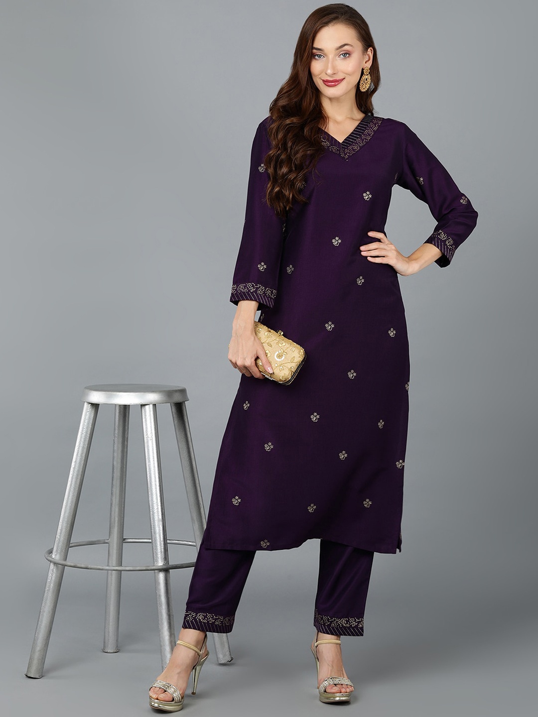 

AHIKA Purple & Beige Floral Embroidered Straight Kurta