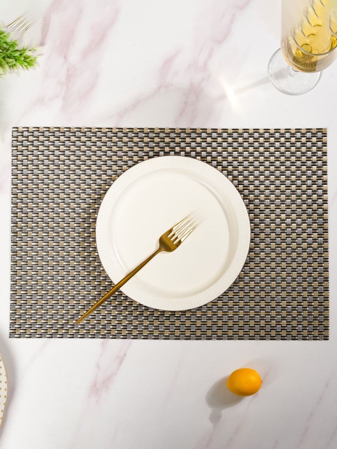 

Bajo's Grey & Beige 6 Pieces Geometric Printed Table Placemats