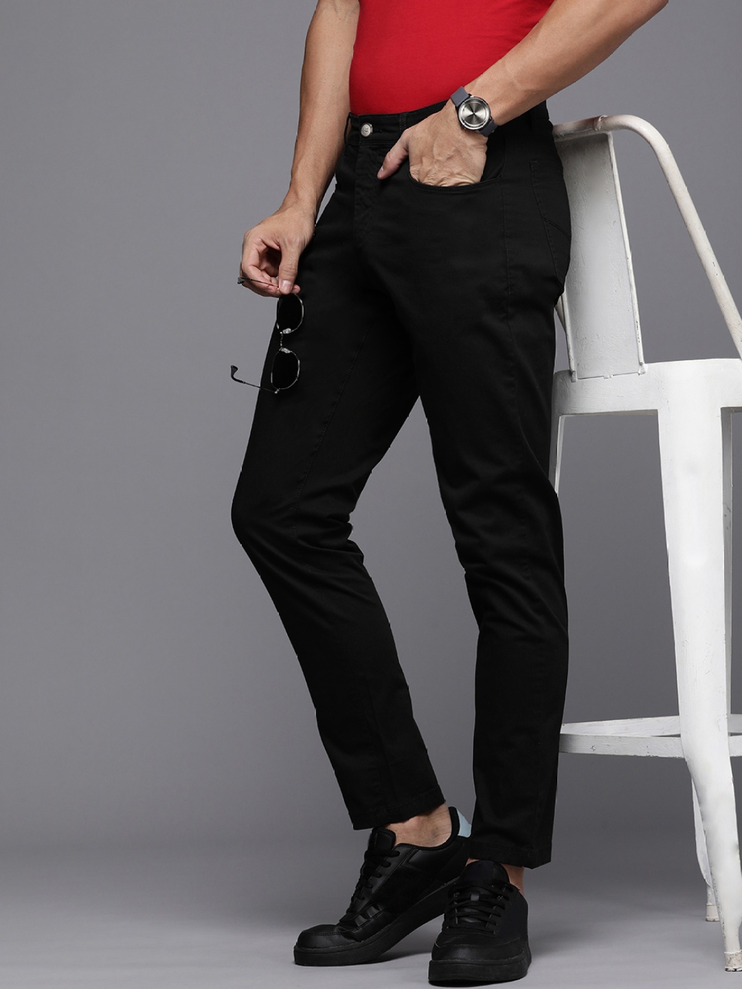 

Louis Philippe Jeans Men Flat Front Comfort Tapered Fit Low-Rise Chinos, Black
