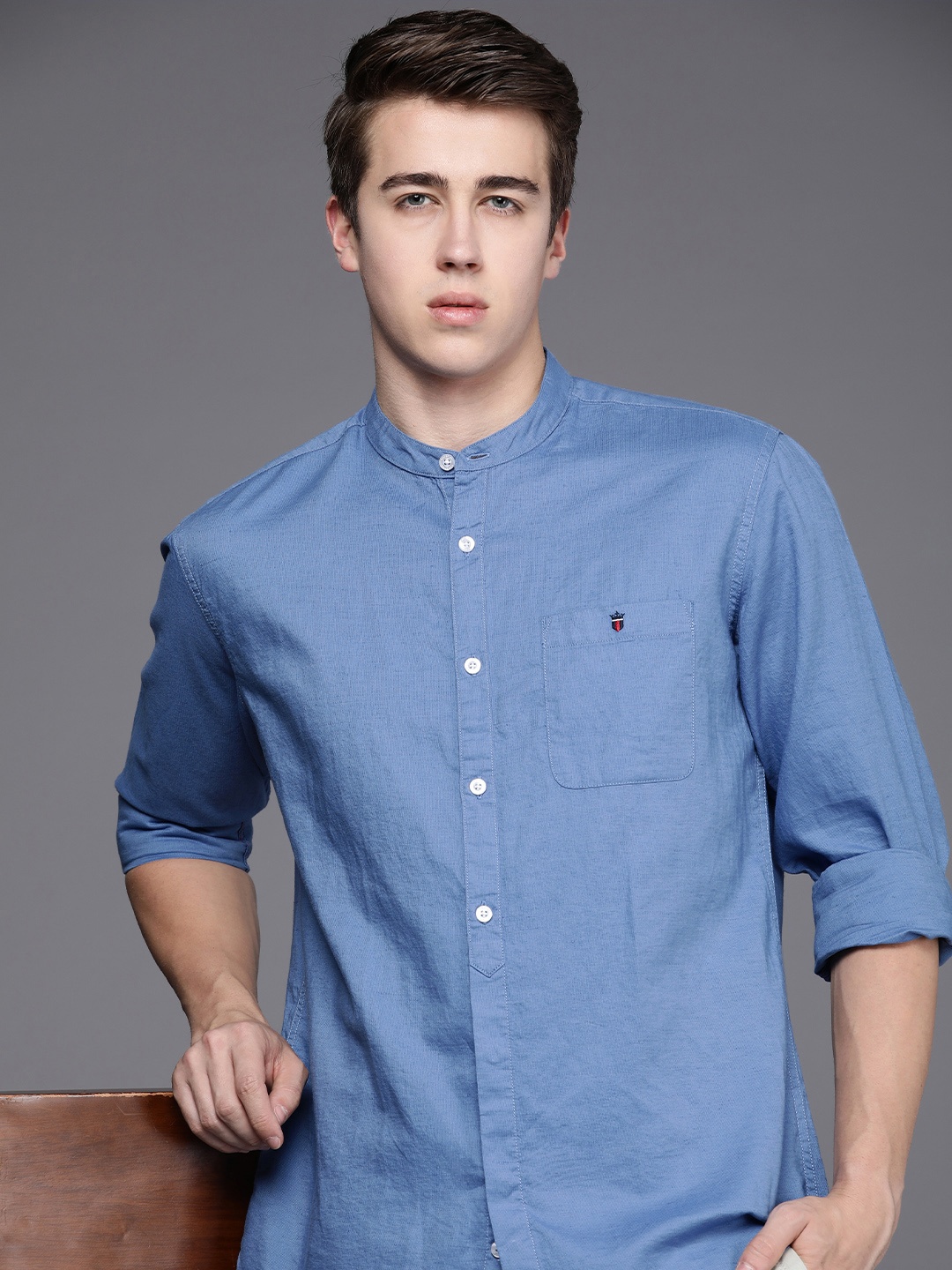 

Louis Philippe Jeans Cotton Linen Slim Fit Opaque Casual Shirt, Blue