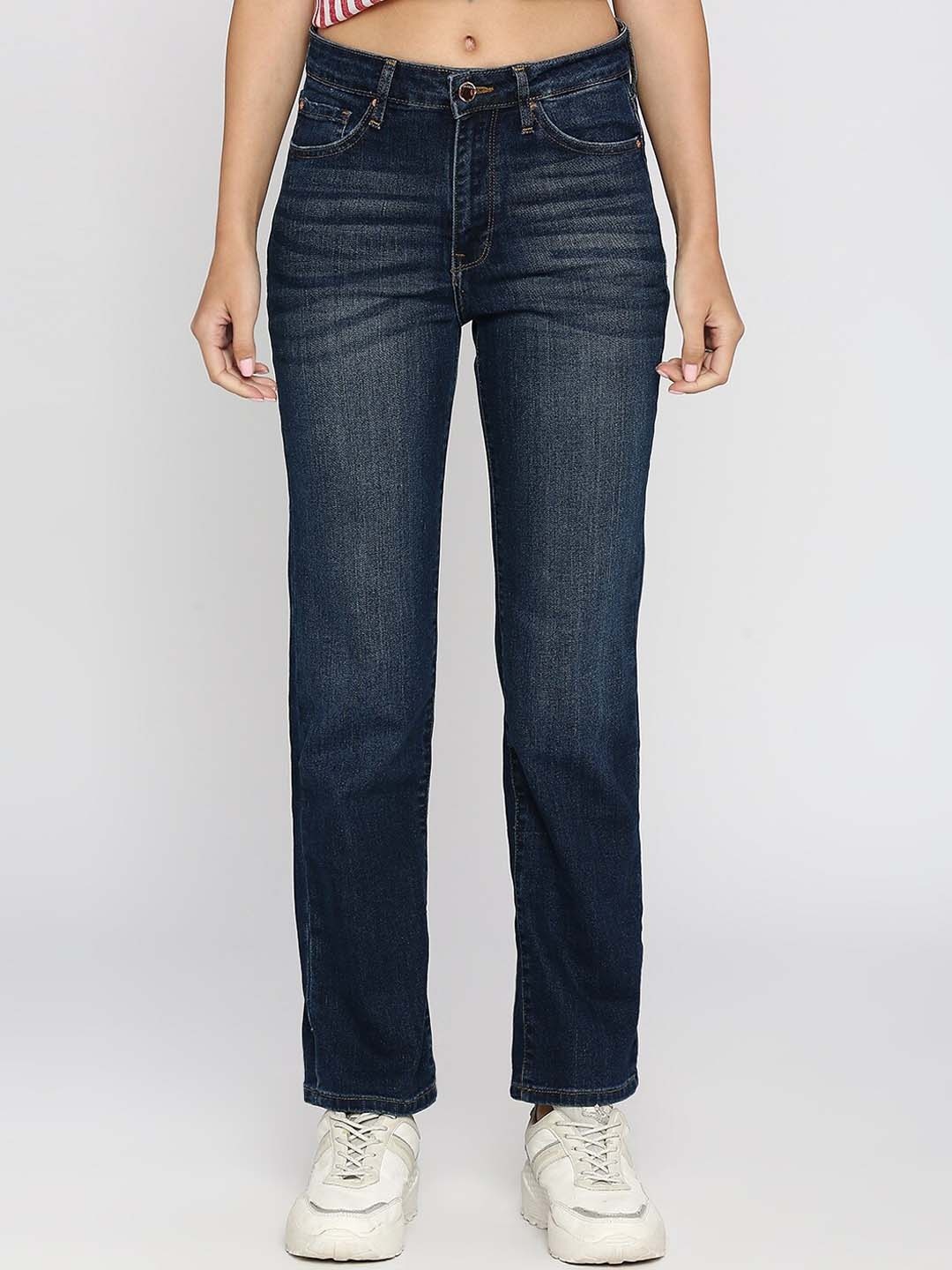 

SPYKAR Women Slim Straight Fit Light Fade Jeans, Blue