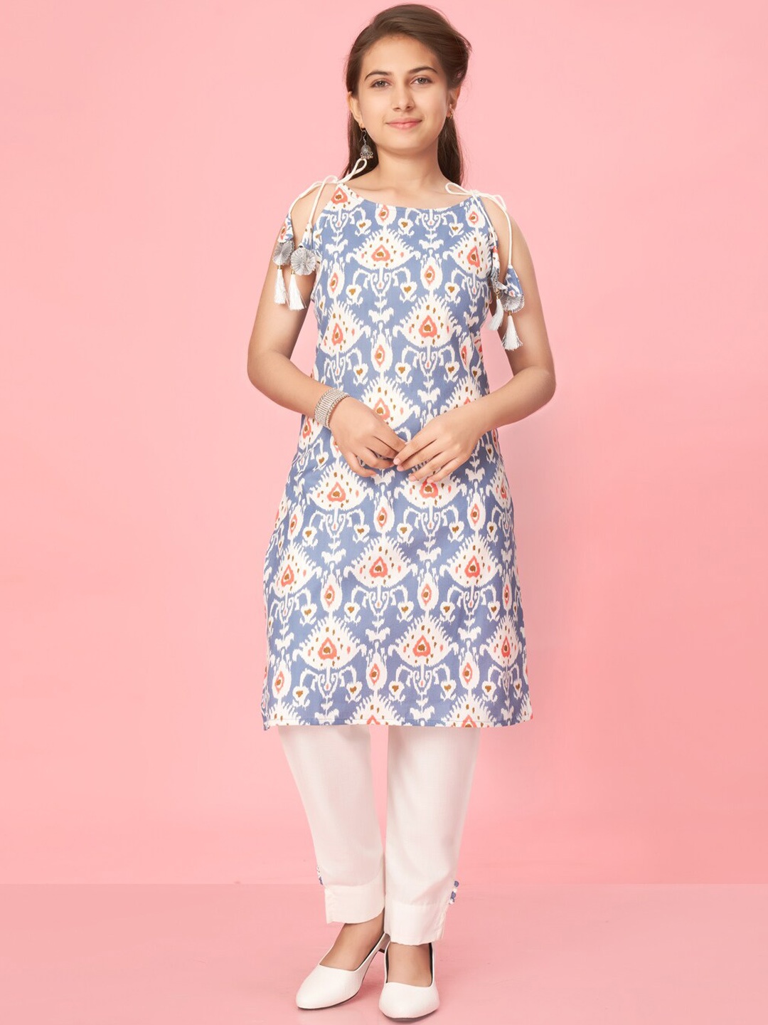 

Aarika Girls Ethnic Motifs Printed Pure Cotton Kurta with Trousers, Blue
