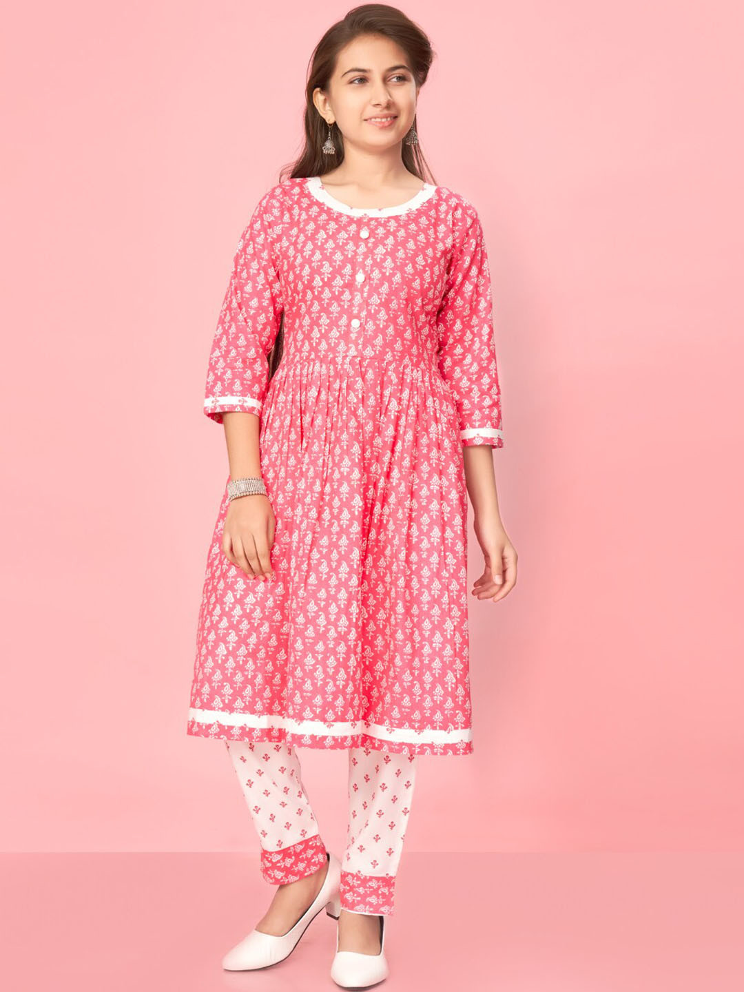 

Aarika Girls Ethnic Motifs Printed Anarkali Pure Cotton Kurta with Trousers, Pink