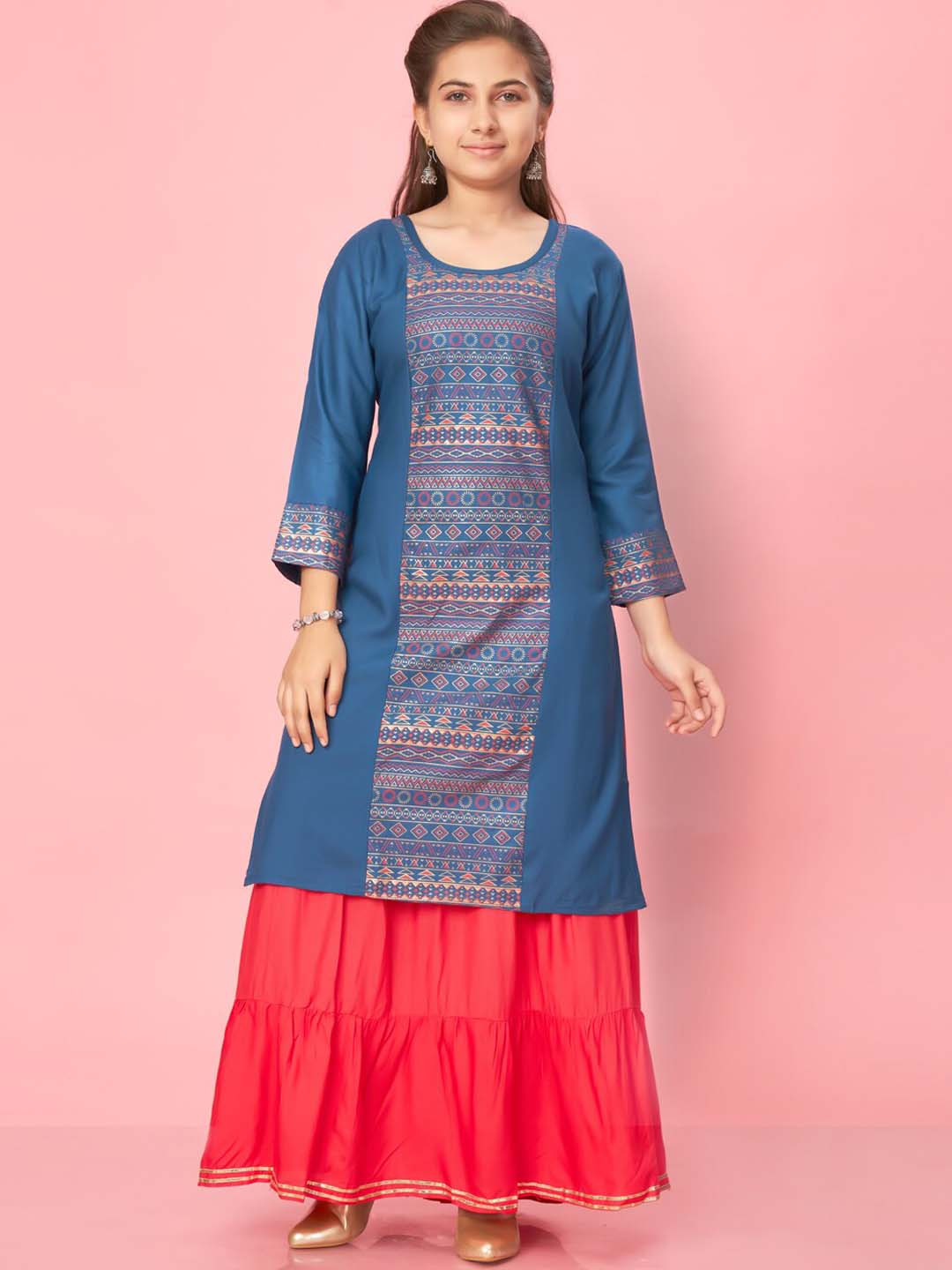 

Aarika Girls Ethnic Motifs Printed Panelled Pure Cotton Kurta with Skirt, Navy blue