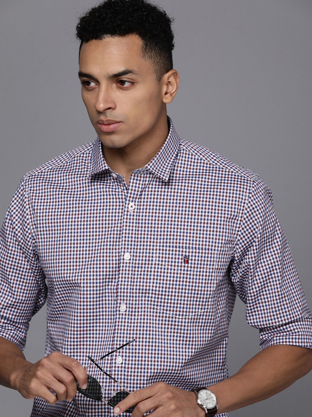 

Louis Philippe Sport Slim Fit Checked Casual Shirt, Navy blue