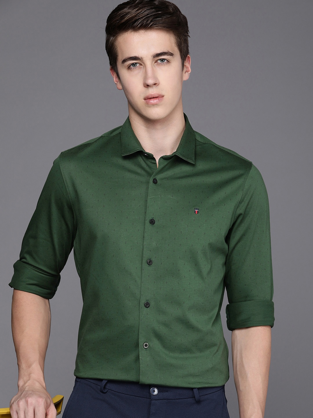 

Louis Philippe Sport Men Smart Fit Micro Ditsy Print Pure Cotton Casual Shirt, Green