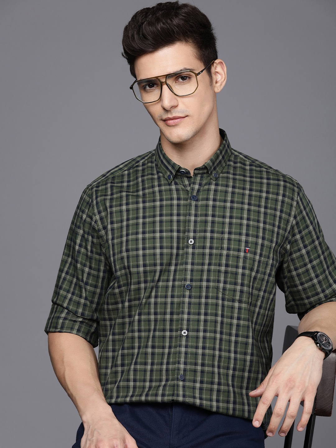 

Louis Philippe Sport Pure Cotton Slim Fit Checked Casual Shirt, Green