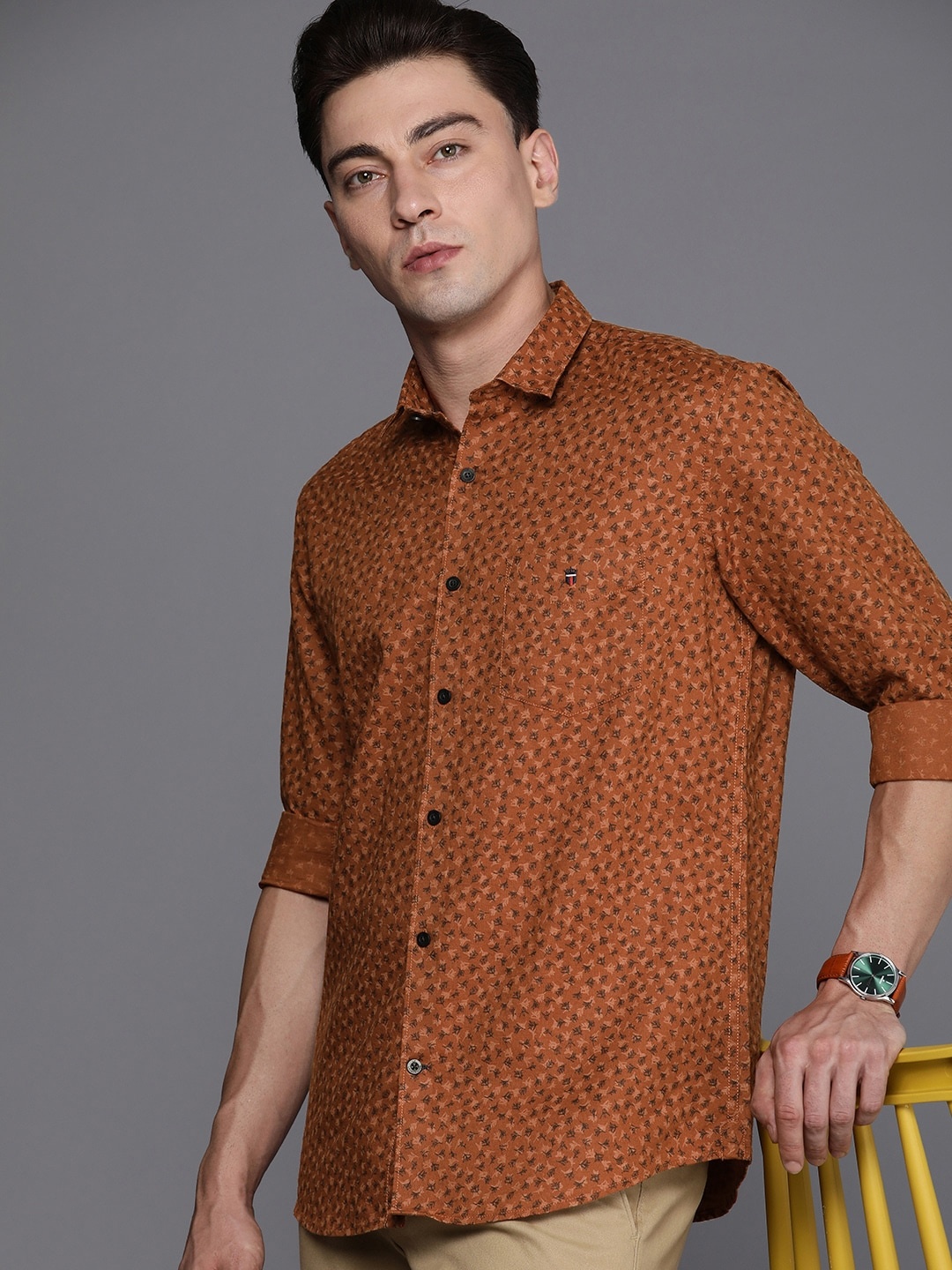 

Louis Philippe Sport Cotton Hemp Slim Fit Micro Floral Print Casual Shirt, Brown