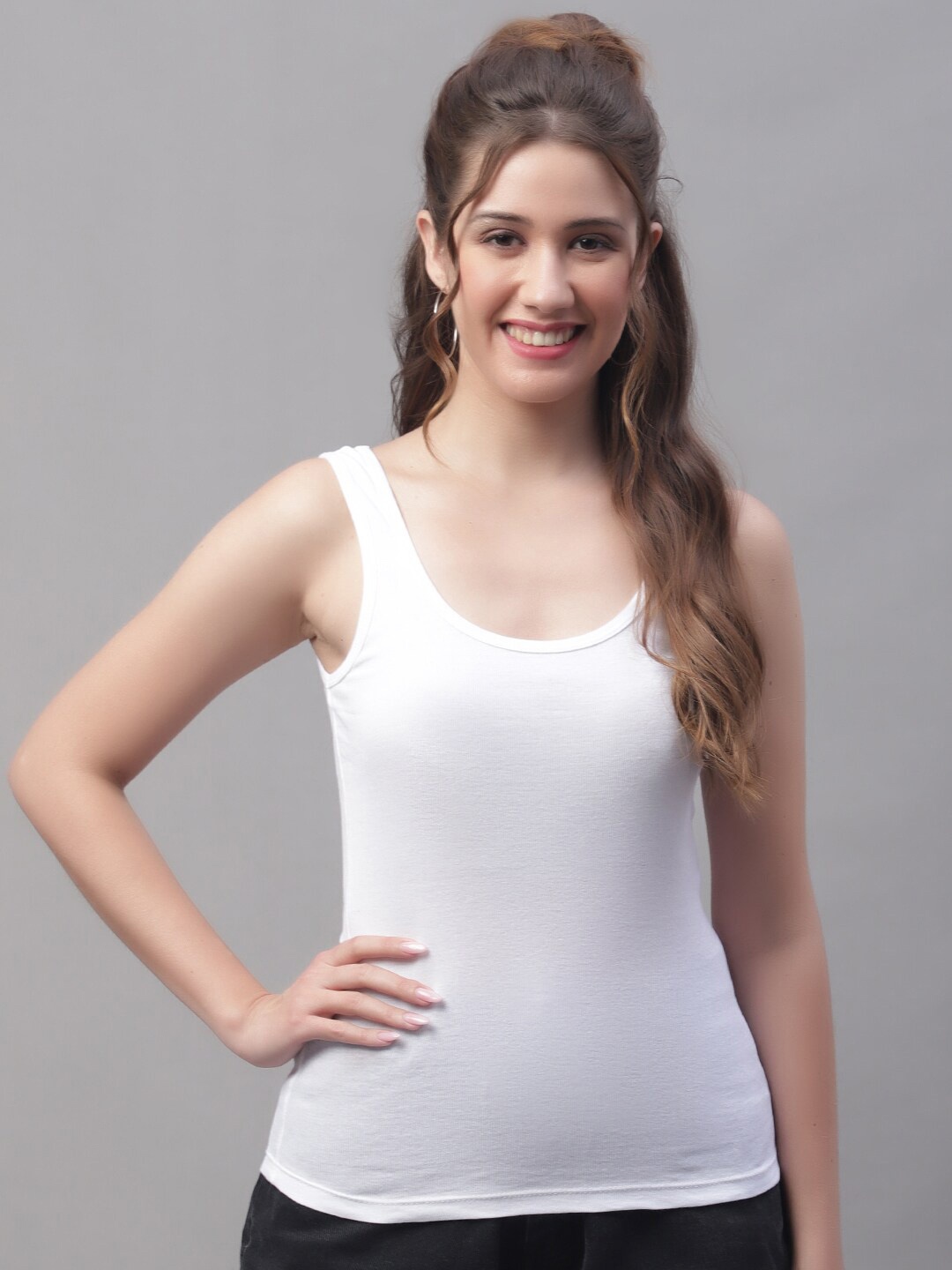 

Friskers Scoop Neck Cotton Tank Top, White