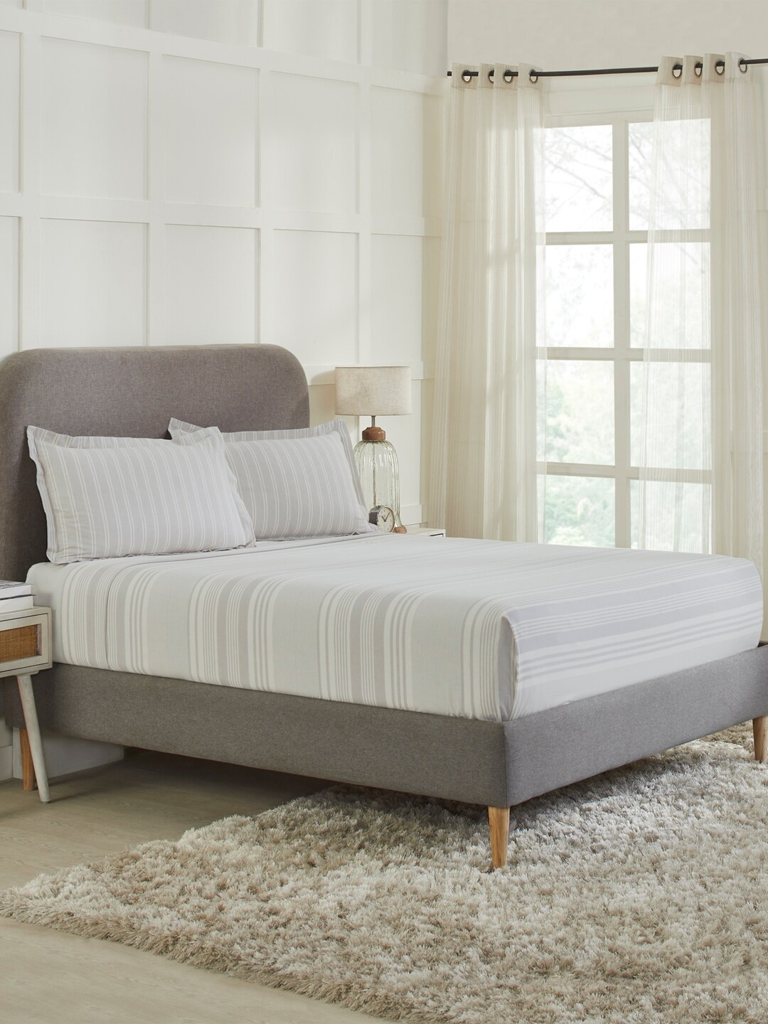 

MYTRIDENT Evan Flat 130TC King Polycotton 1 Bedsheet with 2 Pillow Covers, Grey