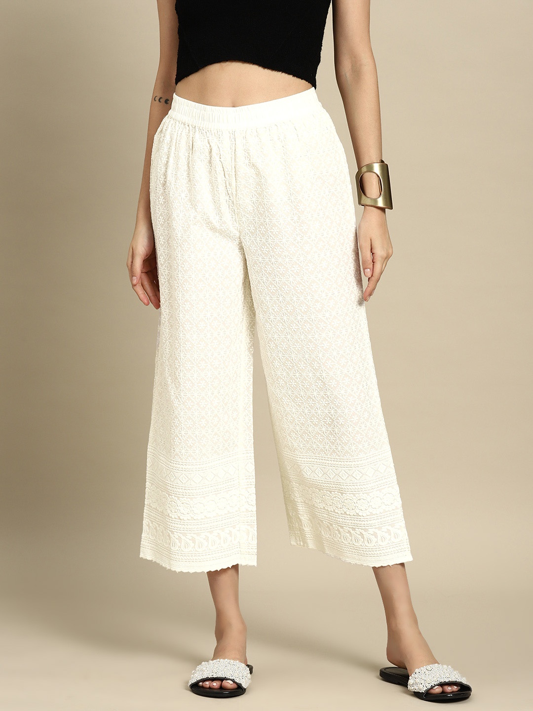 

Sangria Women Ethnic Motifs Cotton Schiffli Cropped Palazzos, White