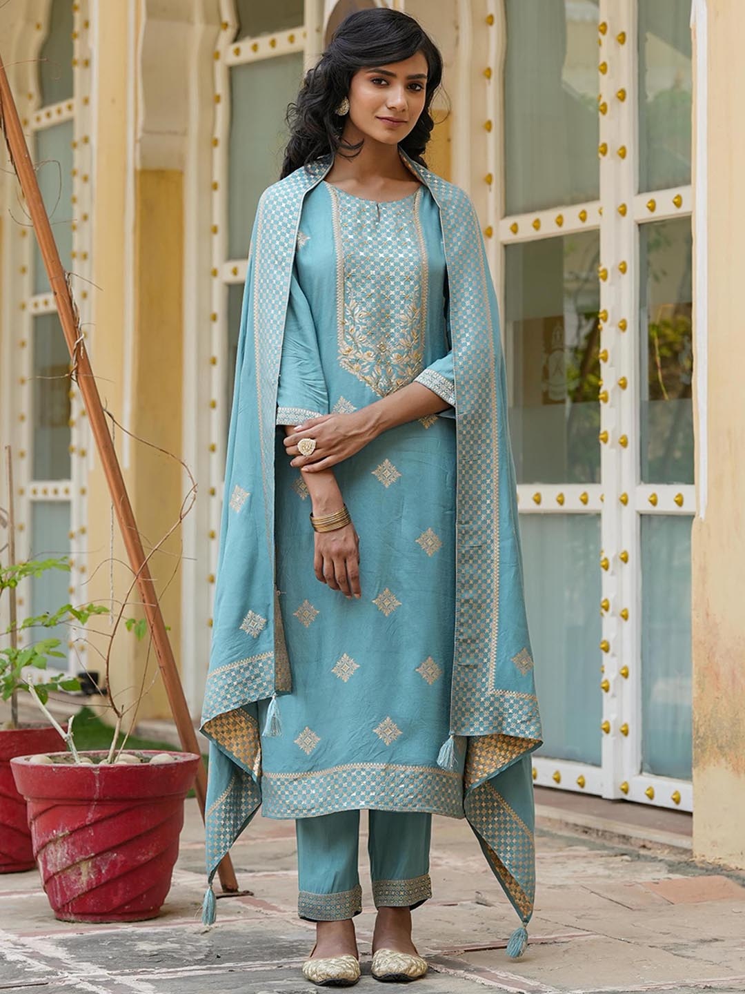 

SCAKHI Ethnic Motifs Woven Design Kurta With Trousers & Dupatta, Blue
