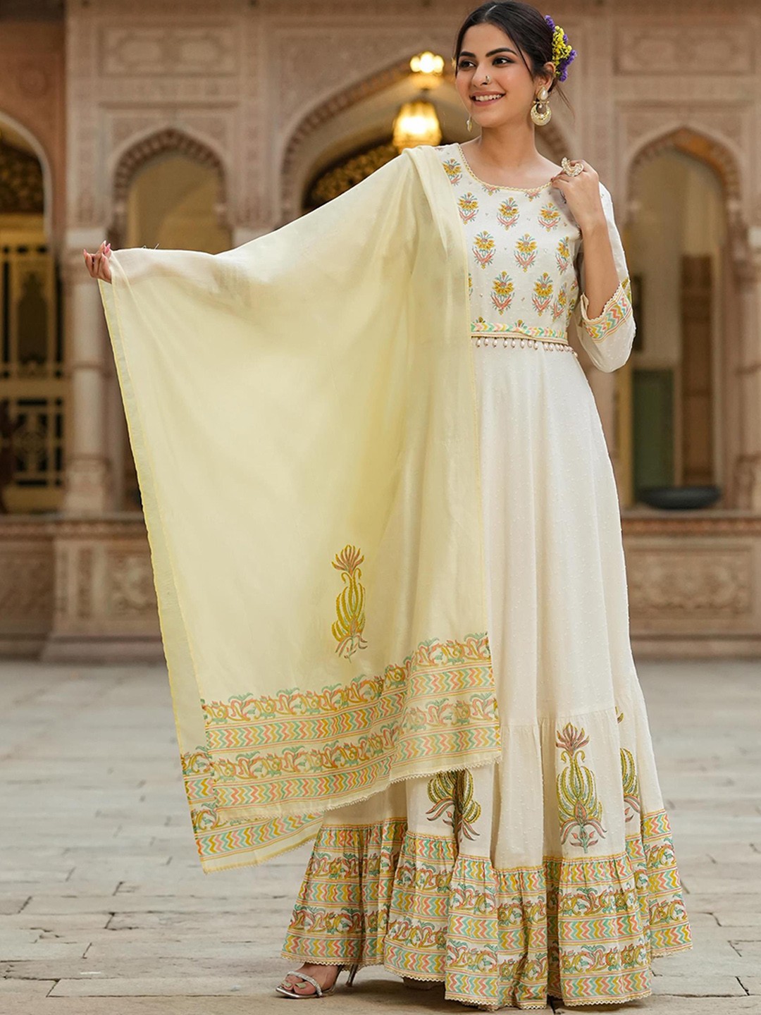 

SCAKHI Floral Printed Ethnic Dress With Printed Dupatta, Off white