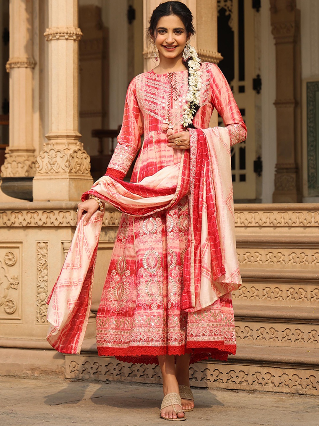 

SCAKHI Printed Anarkali Ethnic Dress With Dupatta & Potli, Pink