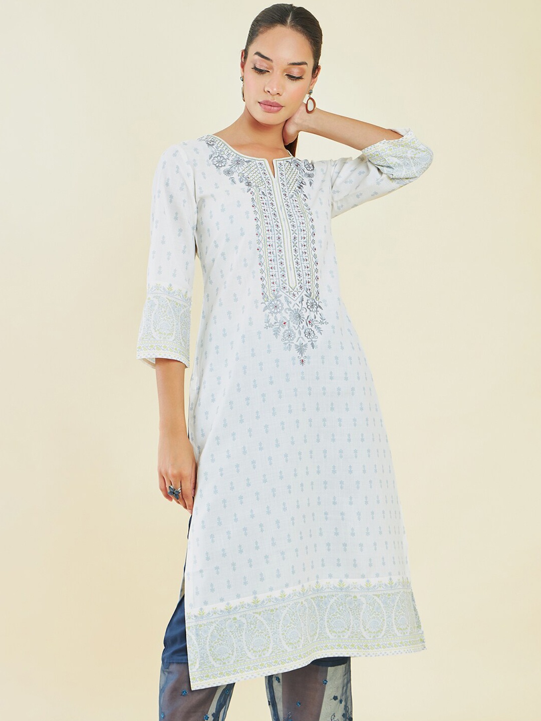 

Soch Floral Embroidered Notched Neck Kurta, Off white