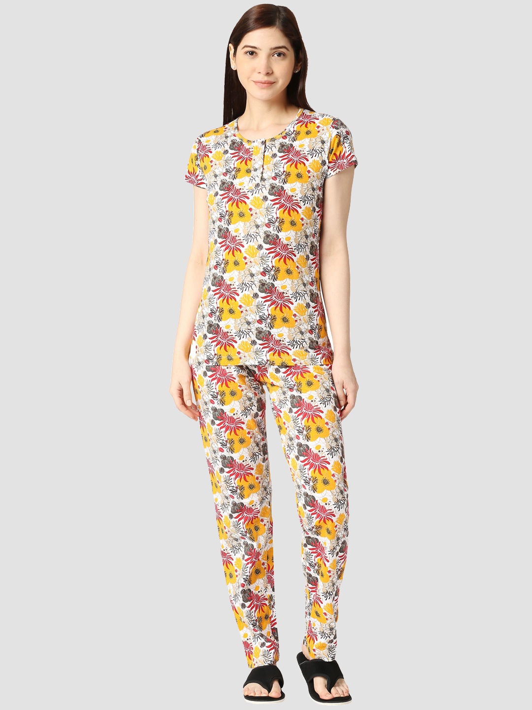 

zebu Ethnic Motifs Printed Pure Cotton Night Suit, Yellow