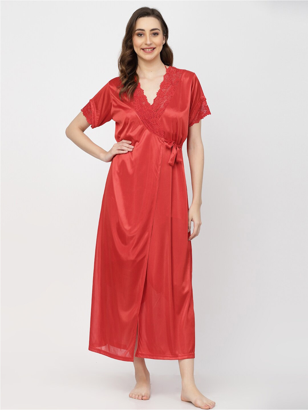 

Arrabi Sleeveless Satin Nightdress With Robe, Red