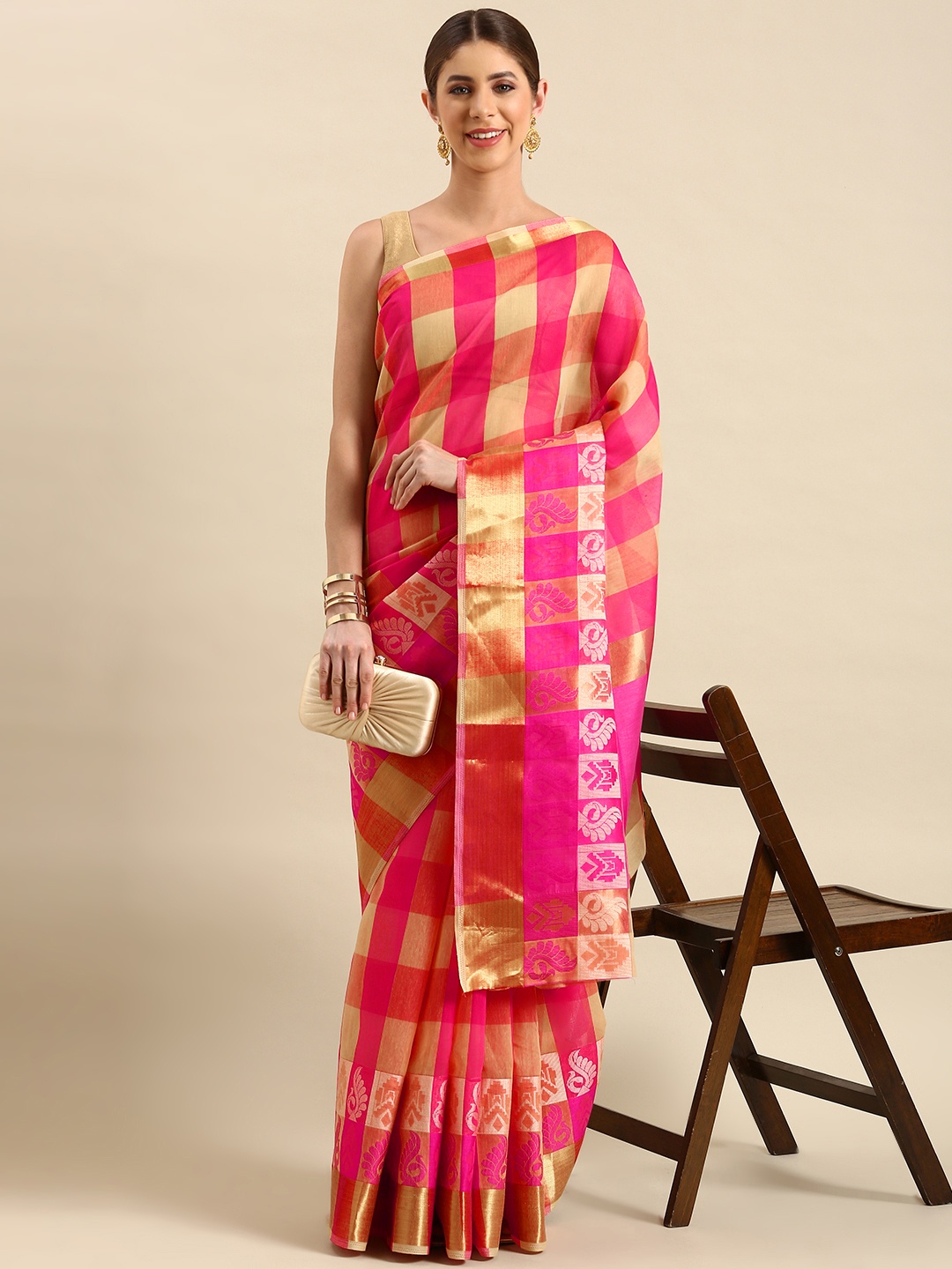 

SHANVIKA Checked Zari Chanderi Saree, Pink