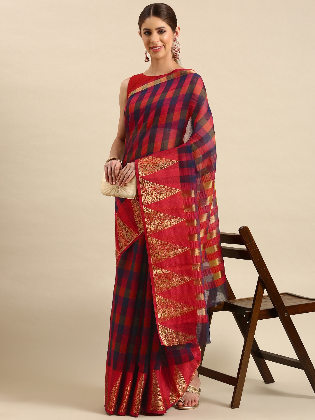 

SHANVIKA Checked Zari Chanderi Saree, Red