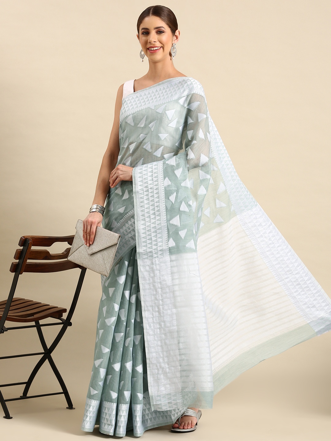 

SHANVIKA Woven Design Chanderi Saree, Grey