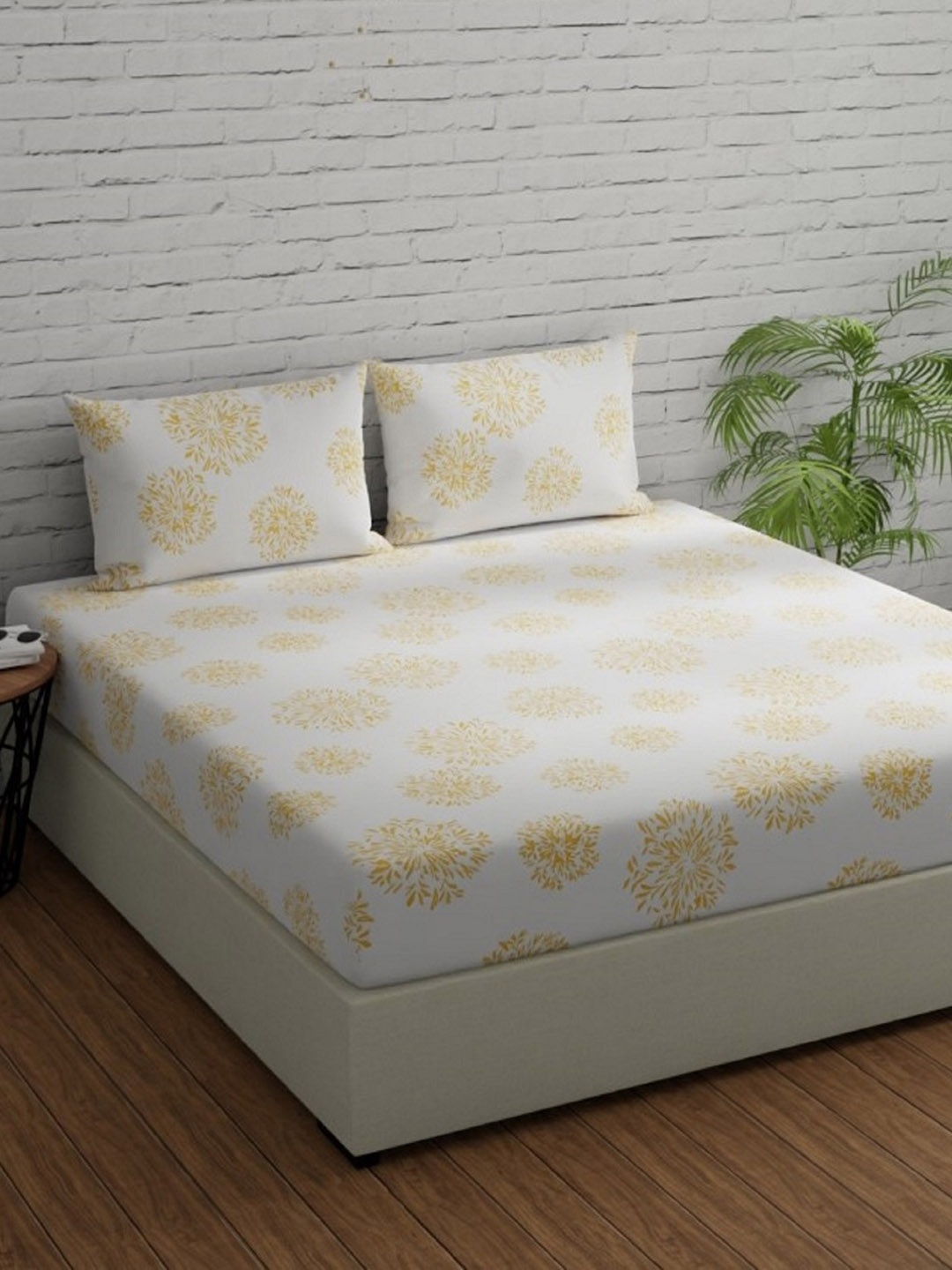 

Huesland White & Yellow Floral Cotton 144 TC King Bedsheet With 2 Pillow Covers