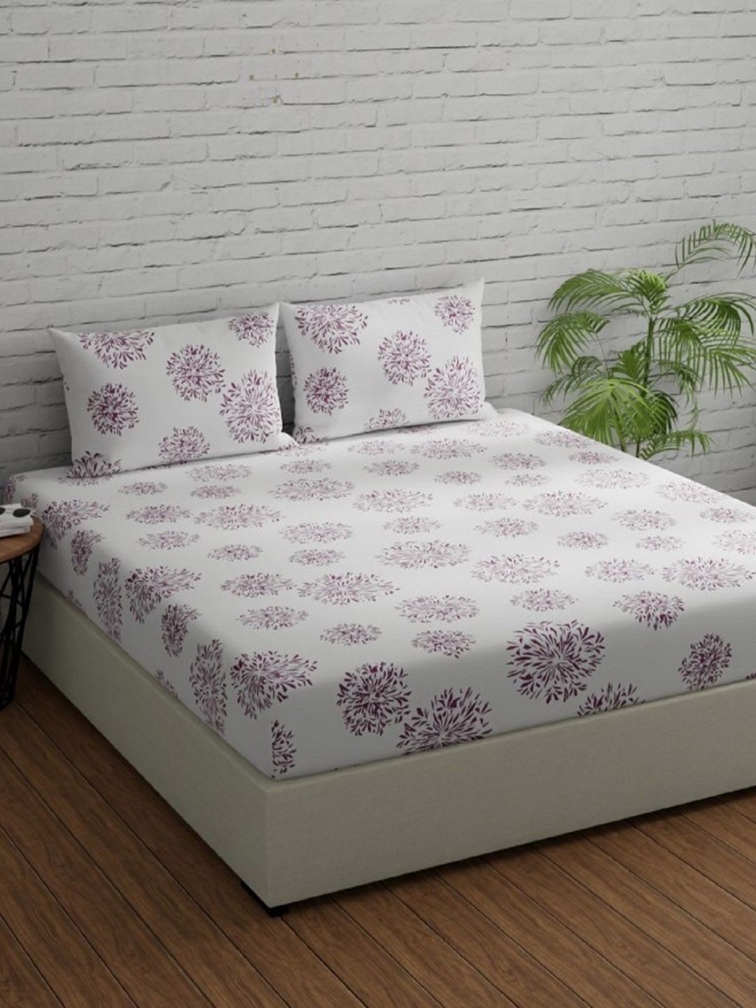 

Huesland White & Purple Geometric Cotton 144 TC Queen Bedsheet With 2 Pillow Covers