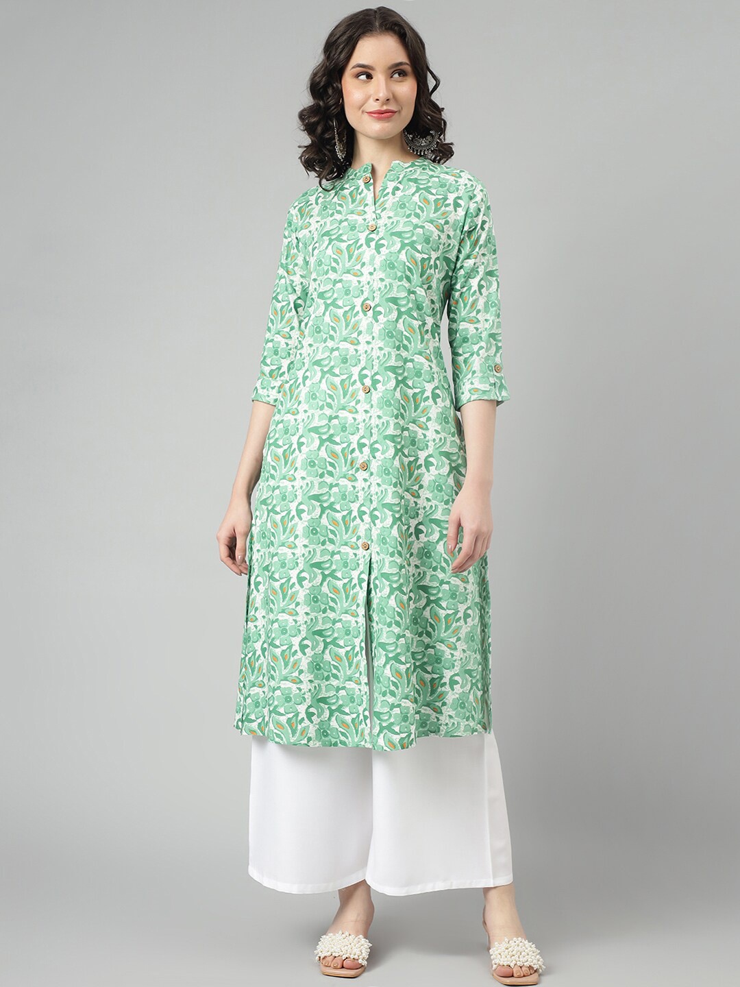 

KALINI Floral Printed Mandarin Collar Kurta, Green