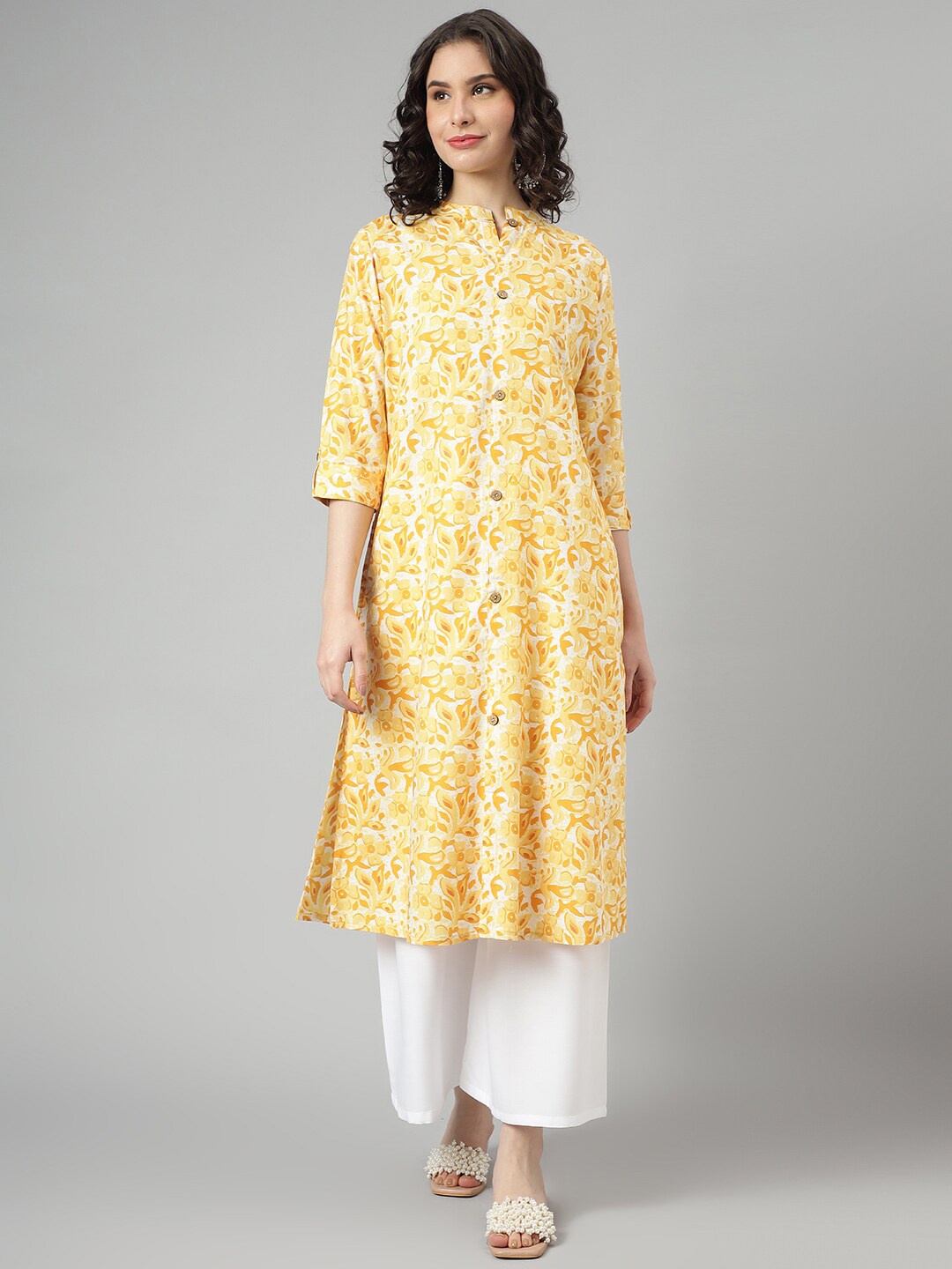 

KALINI Floral Printed Mandarin Collar Kurta, Yellow