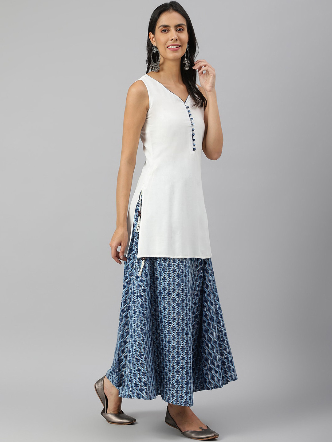 

METRO-FASHION Regular Pure Cotton Kurta with Skirt, White