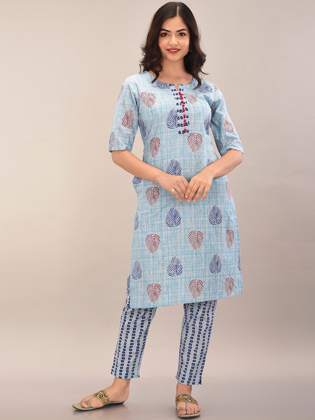 

METRO-FASHION Floral Printed Pure Cotton Kurta with Trousers, Turquoise blue