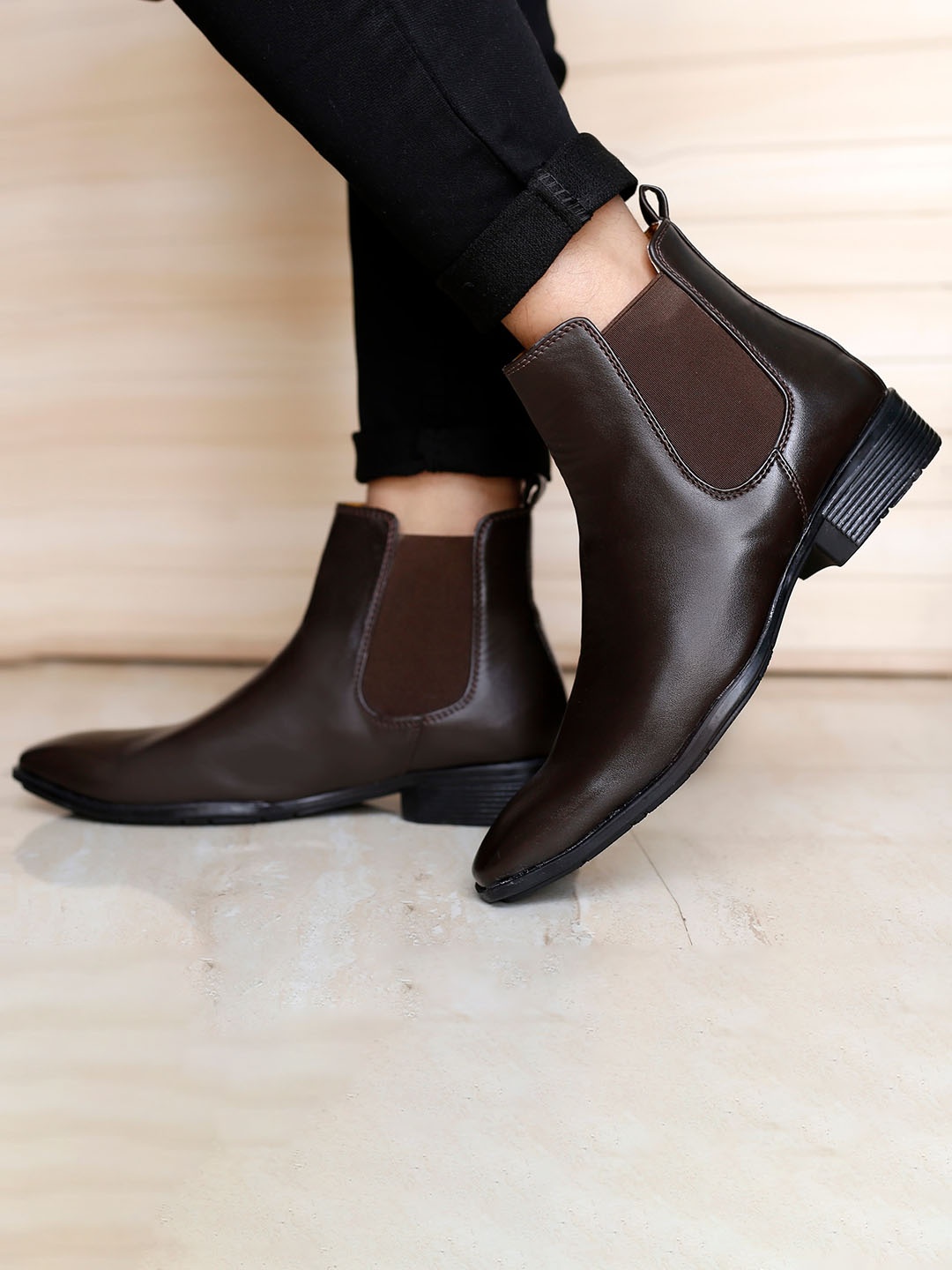 

Bxxy Men Mid Top Chelsea Boots, Brown