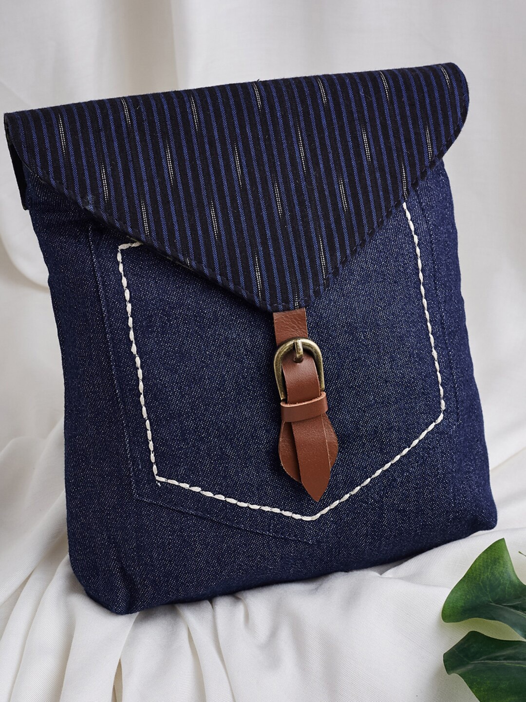 

Fabindia Cotton Textured Bucket Sling Bag, Blue