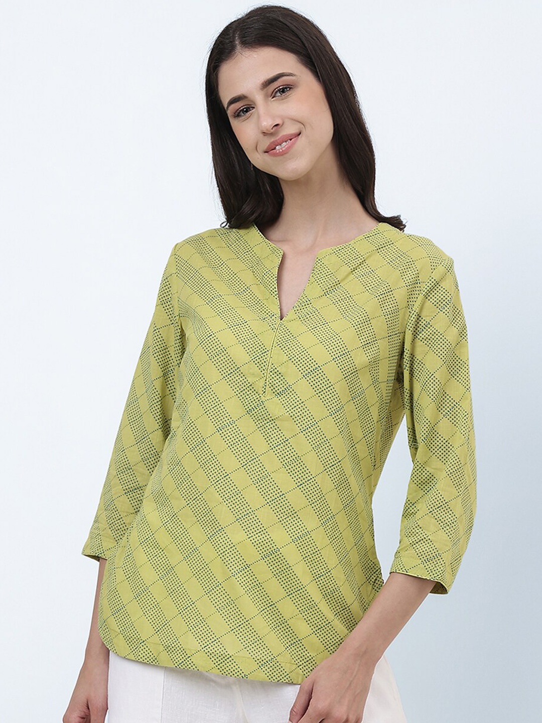 

Fabindia Geometric Printed Slim Fit Cotton Kurti, Green
